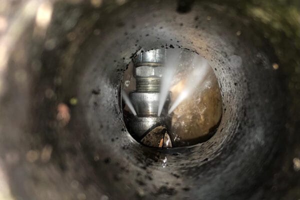 Hidrojeamento Alta, Média e Baixa Pressão para Desentupimento de Esgoto