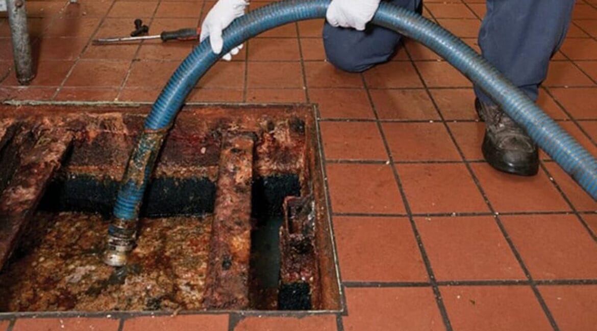 Desentupimento de Caixa de Gordura: Soluções Eficientes e Sustentáveis