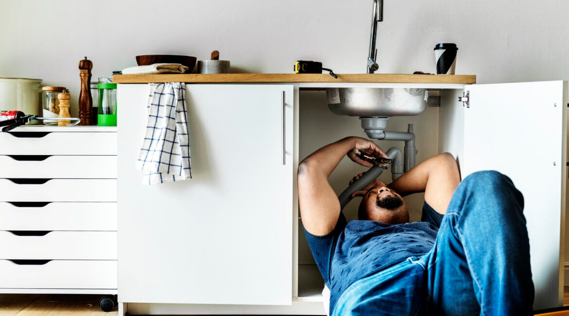 Desentupimento de pia de cozinha